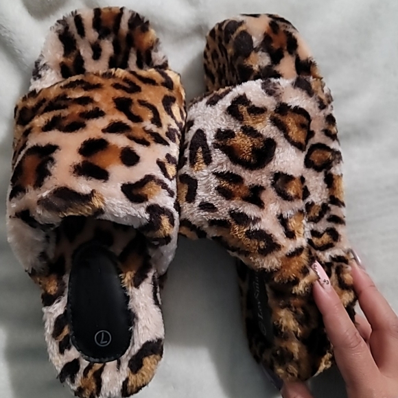 HIGH PLATFORM FUR SANDAL - LEOPARD - Picture 2 of 4